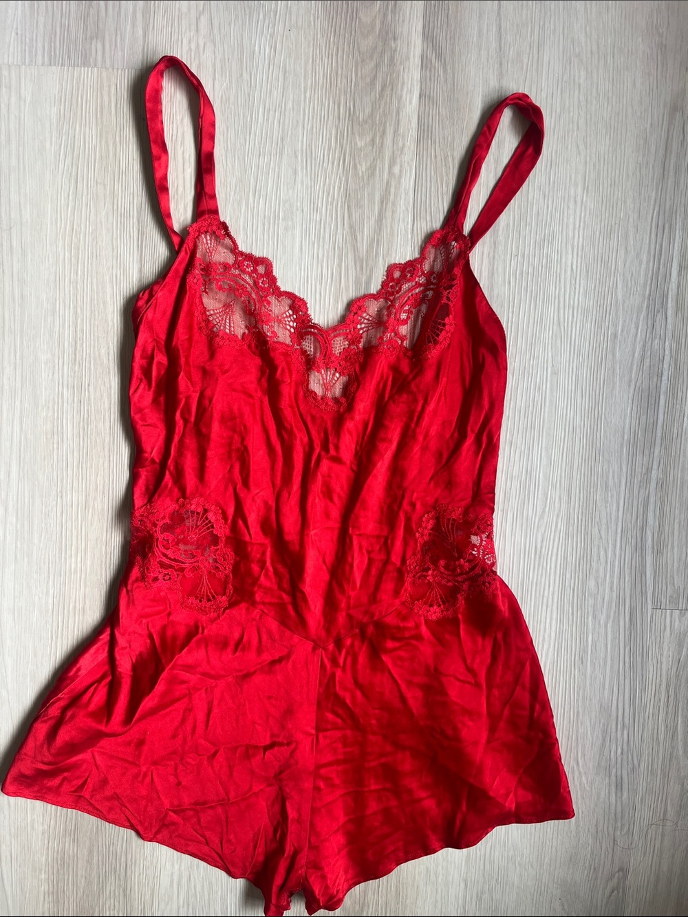 Vintage 100% Silk Adagio Cat’s Pyjamas Women’s Red Lace-Trim Cami Romper Small